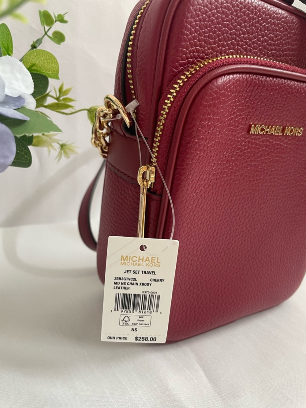 Michael Kors Jet Set Travel Medium Pebbled Leather
Crossbody Bag  cherry - Picture 3 of 14